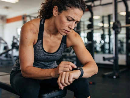 Do You Really Need 10,000 Steps If You Lift Weights 4–6 Times a Week PsyTheater