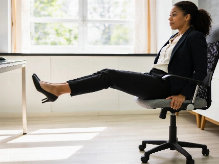 Sitting All Day? These 4 Chair Exercises Target Core Weakness PsyTheater