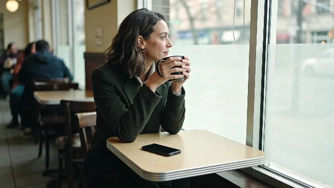 Everyday Habits That Quietly Keep You Isolated and Block Real Friendships PsyTheater
